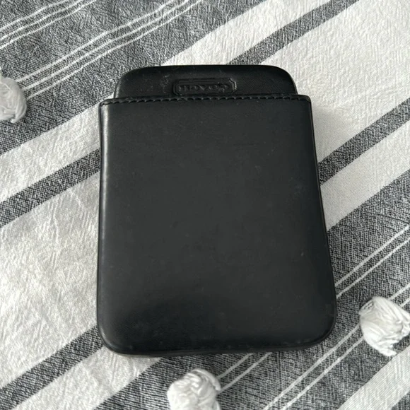 Beekman Black Leather Coach Briefcase with top handle and shoulder strap. 17x12” - Picture 2 of 13